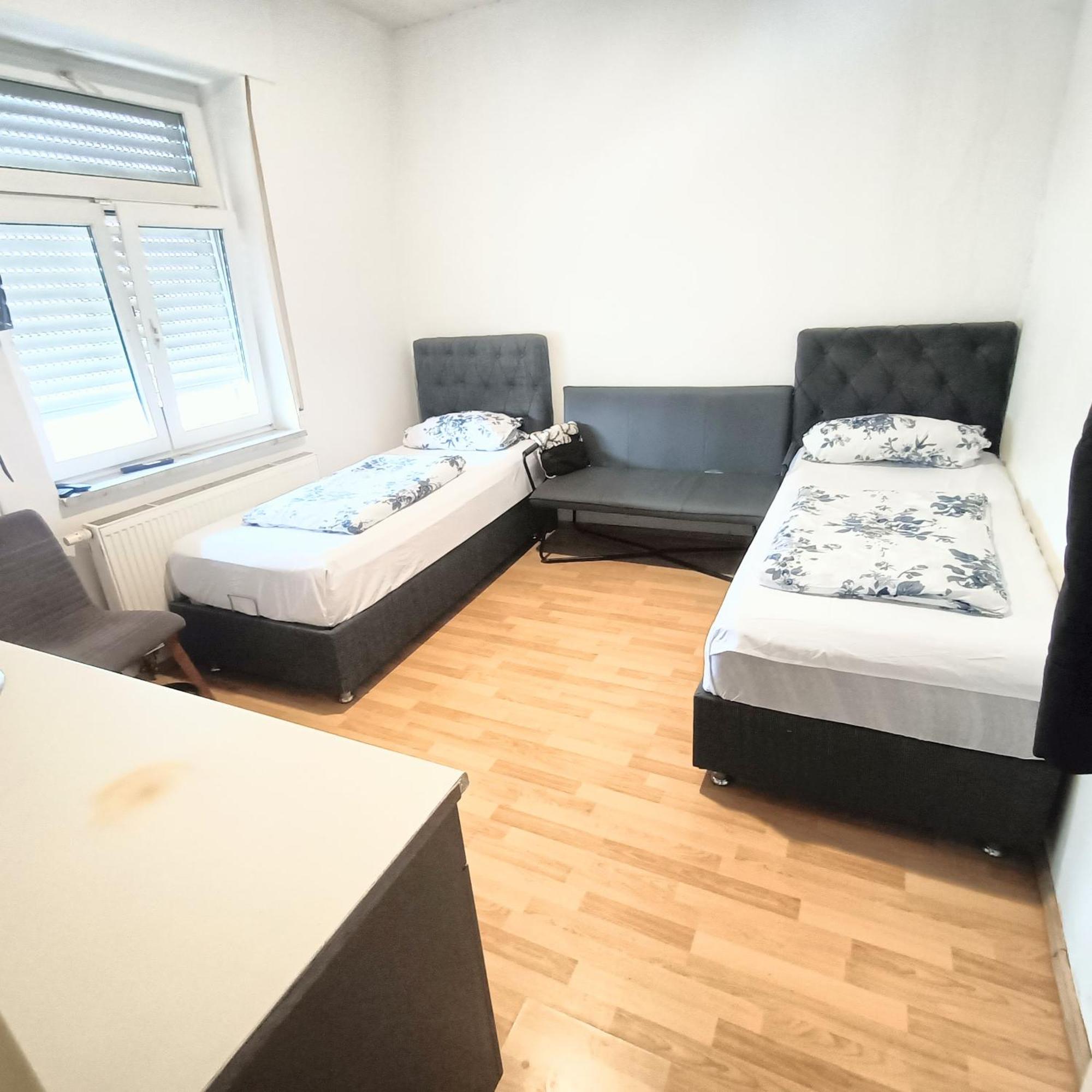 Fmi 9 Accommodation Raunheim Exteriér fotografie