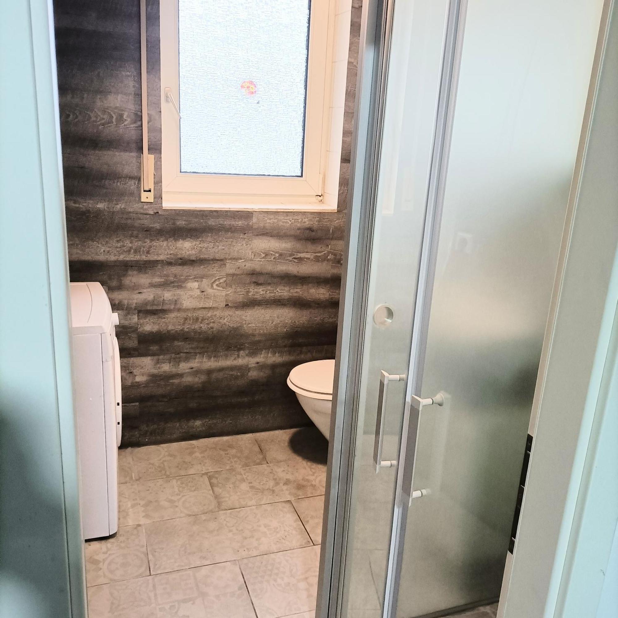 Fmi 9 Accommodation Raunheim Pokoj fotografie